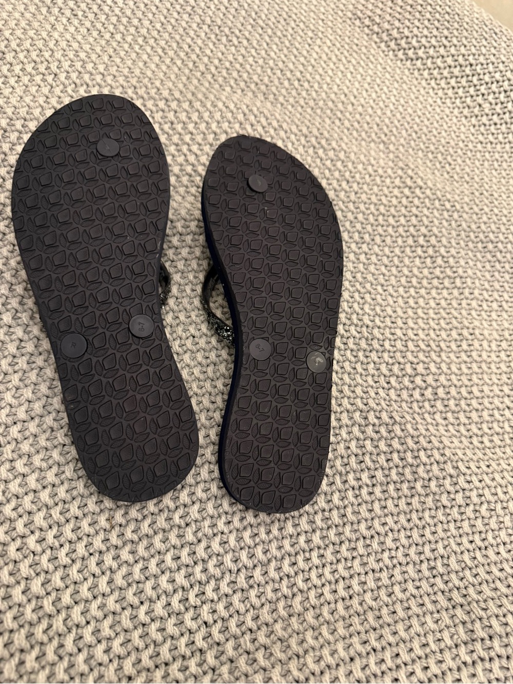 Reef Women's Navy Flip Sandals with Silver Glitter Straps - Picture 4 of 5